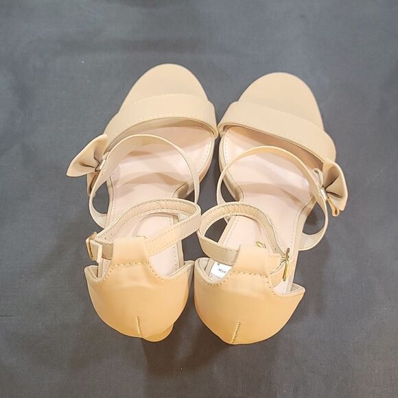 BRAND NEW PAZZLE DOUBLE BOWNOT ROUND TOE BLOCK HEEL SANDAL - Picture 4 of 15